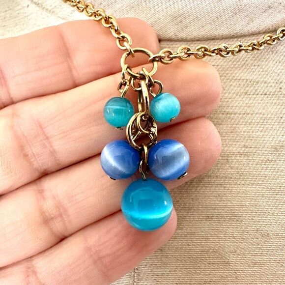 Gold tone blue beaded necklace - Picture 4 of 8